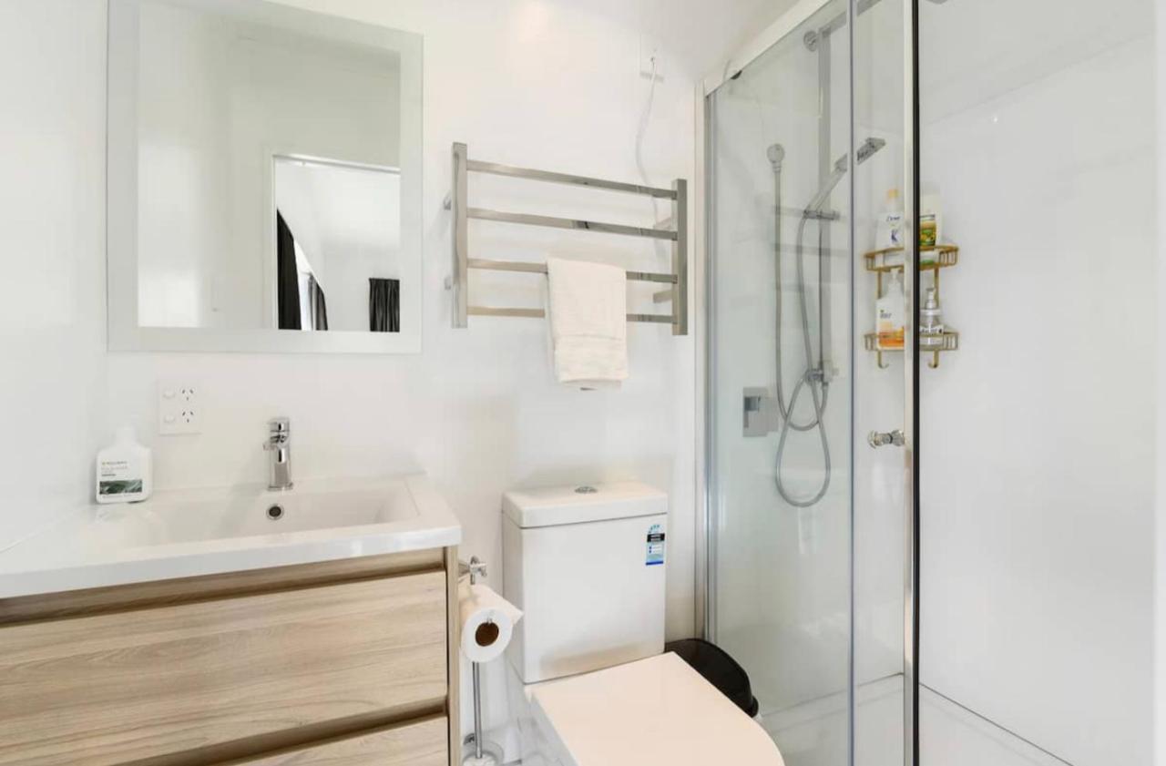 Spacious Utuhina Holiday House Роторуа Экстерьер фото